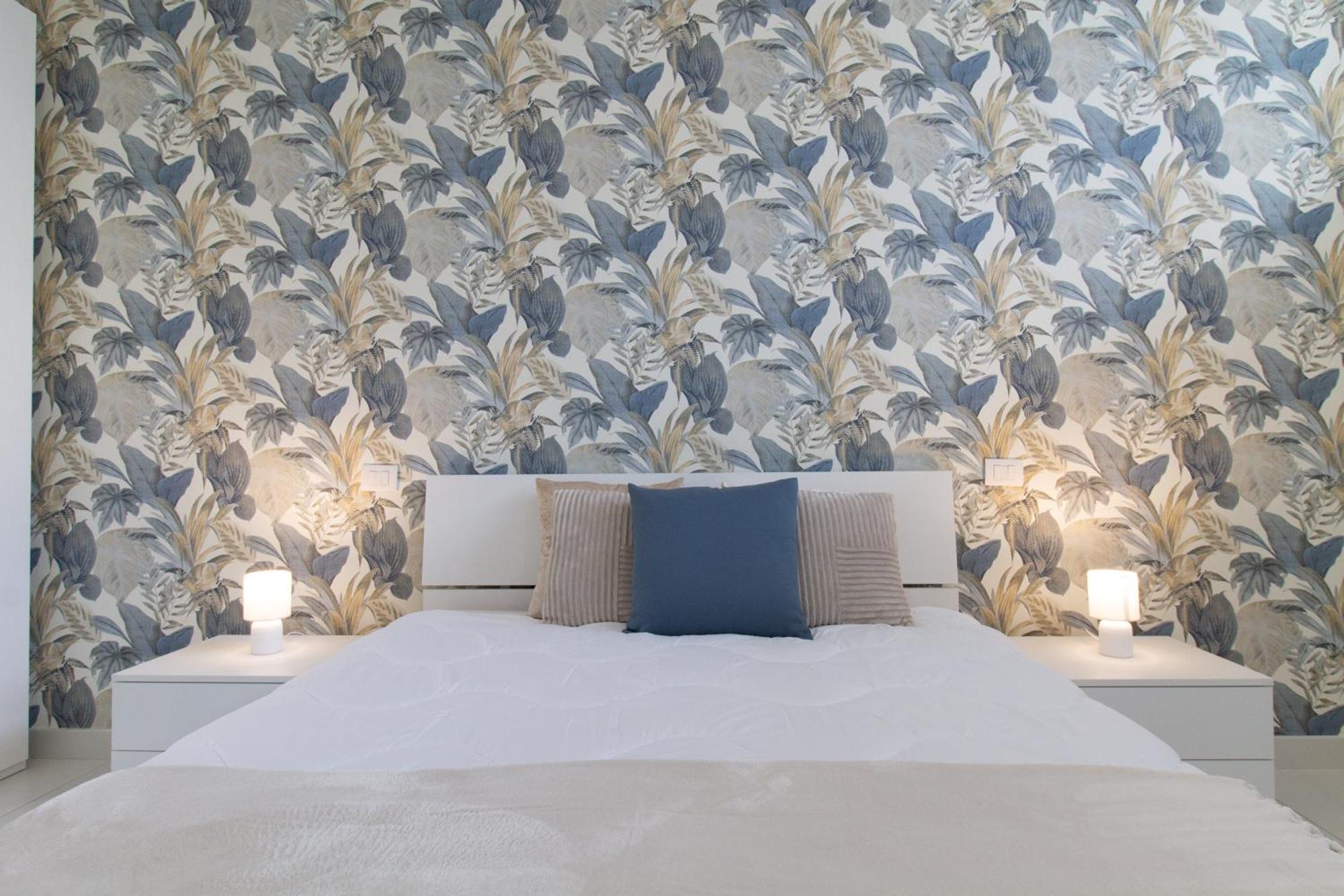 Sky Suite Blue Pomezia Dış mekan fotoğraf